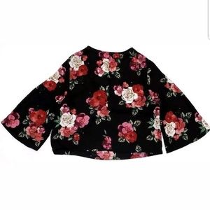 Charlotte Russe Tops - Charolette Russe Womens Crop Top Floral Bell Sleev Charlotte Russe Tops - Charolette Russe Womens Crop Top Floral Bell Sleev
